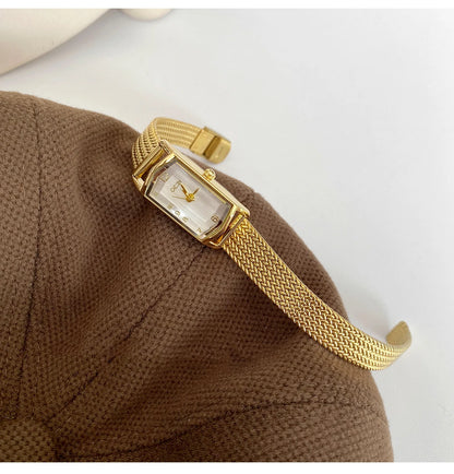 NEW GEDI Vintage Elegance Ladies Watches Premium Wheat-Patterned Steel Bracelet Small Gold-Tone Quartz Watch Women's Gift