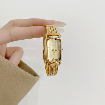 NEW GEDI Vintage Elegance Ladies Watches Premium Wheat-Patterned Steel Bracelet Small Gold-Tone Quartz Watch Women's Gift